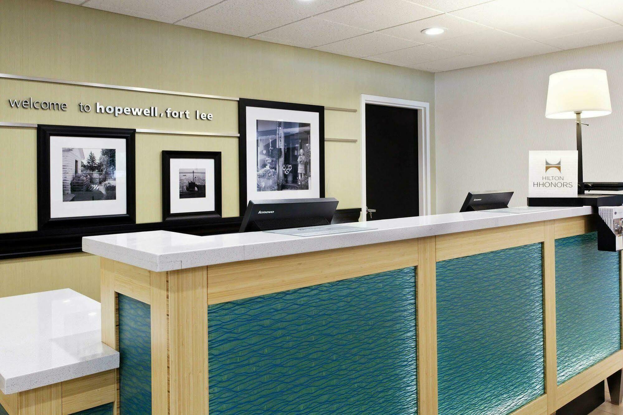 Hampton Inn Hopewell Fort Gregg-Adams Buitenkant foto